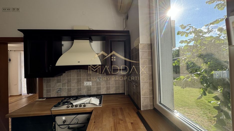 Vila Individuala 7 camere*Piscina*Teren 1000 mp / 8 parcari// Erou Iancu Nicolae - Poză 17