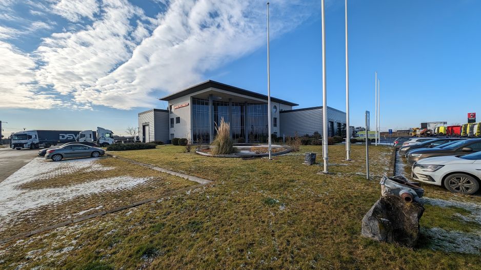 Hala cu teren generos langa acces A1 - Poză 4