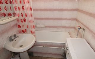 apartament 3 camere, 2 bai, centrala proprie, ideala pentru un cuplu - Poză 5