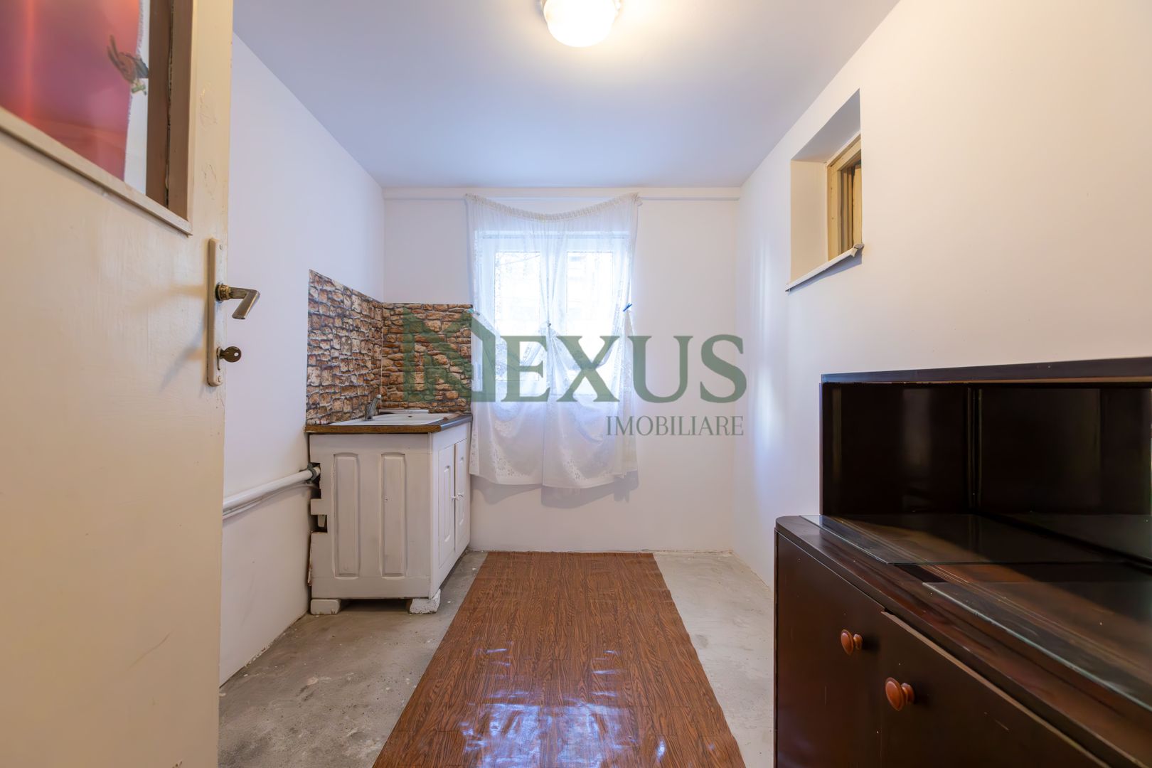 Apartament 2 camere semidecomandat, Milcov - Poză 11