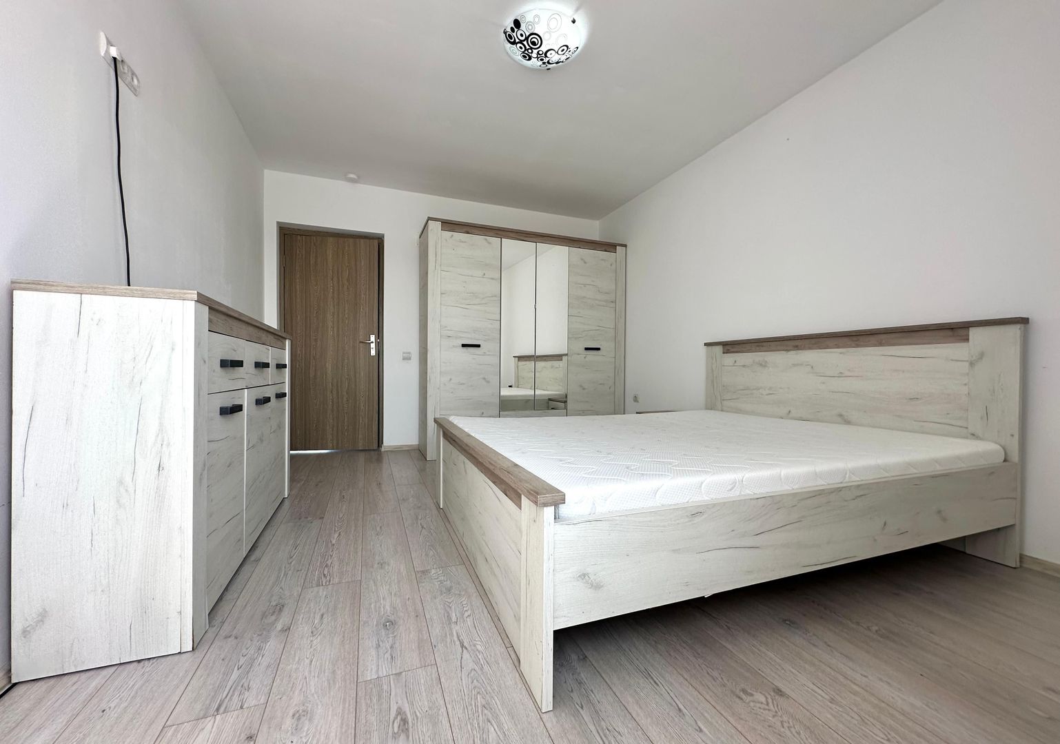 Casă de închiriat – Sânpetru, - Poză 5