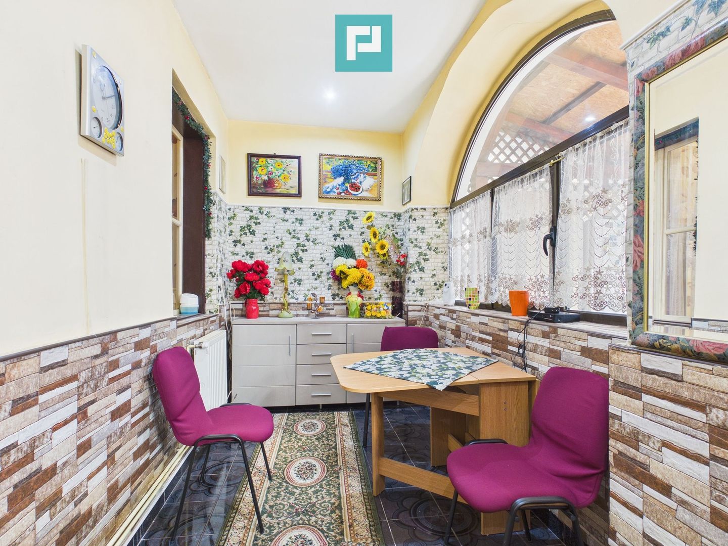 Apartament cu 2 camere pe Str.Episcopiei - Poză 9