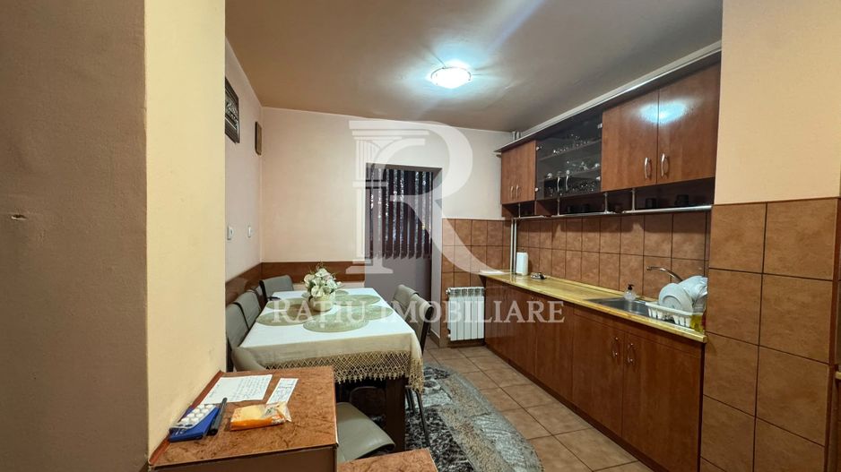 De inchiriat | Apartament cu 3 camere | Oradea - Poză 2