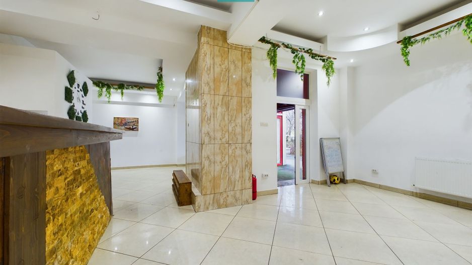 Spațiu comercial pe mal zona 300vMicălaca - Poză 2