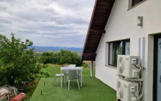 SE VINDE | Casa generoasă în Camirzani | Suceava - Poză 16