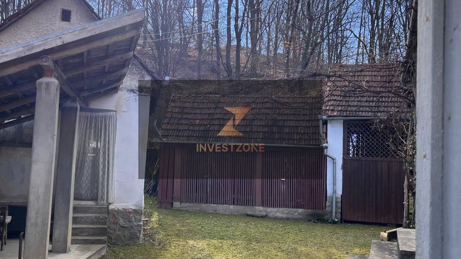 Casa de vanzare Vadu Crisului - Poză 1