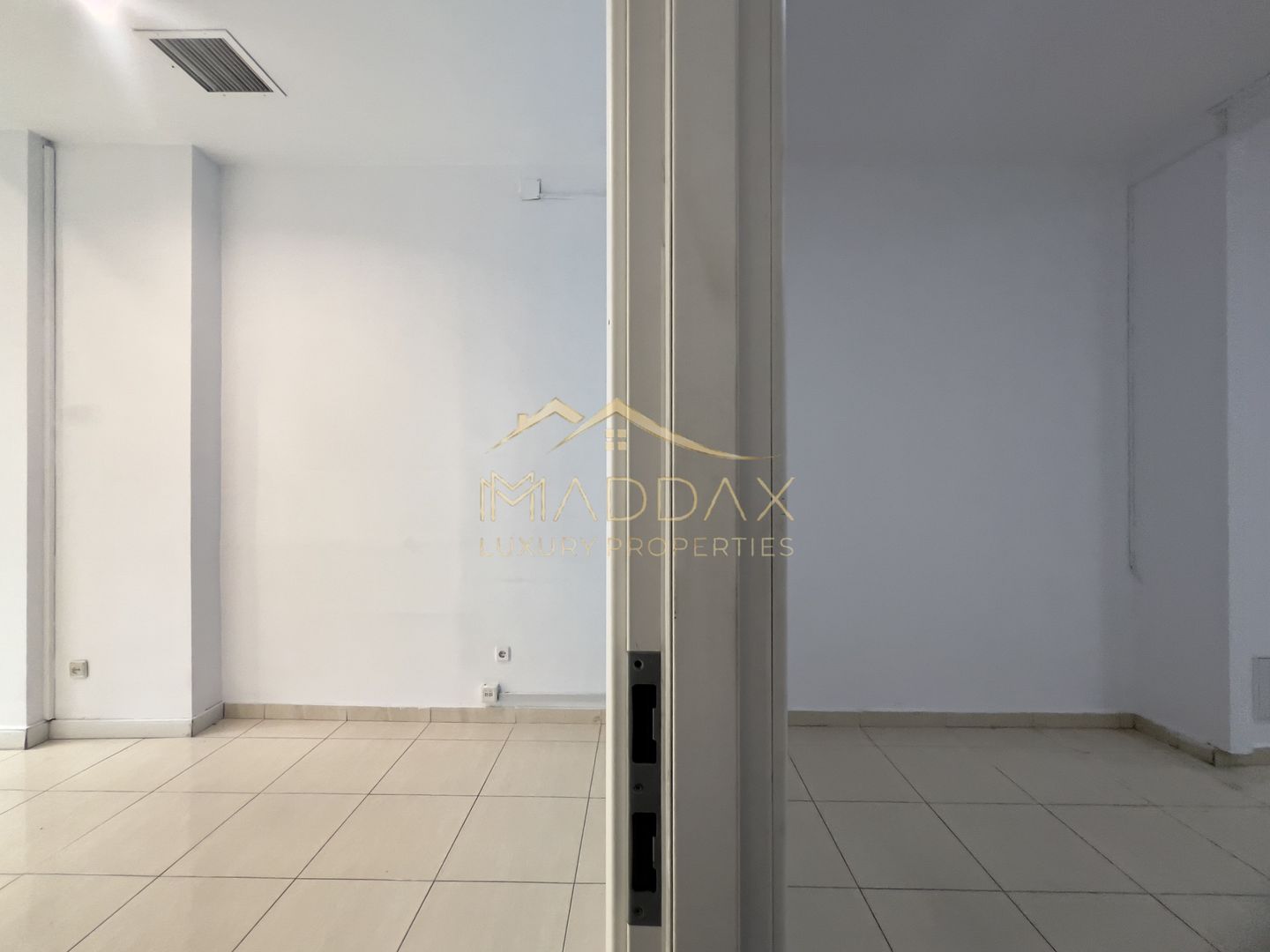 Spatiu Comercial Stradal**240mp**2 locuri parcare//Bdul Ion MIhalache - Poză 10