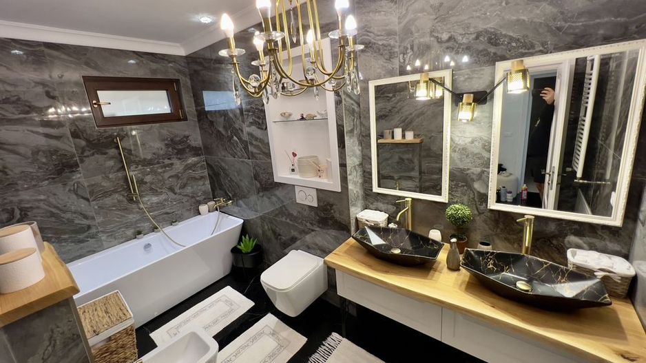 P. F.  Penthouse  Bucium 3 camere 140 mp MOBILAT - Poză 8