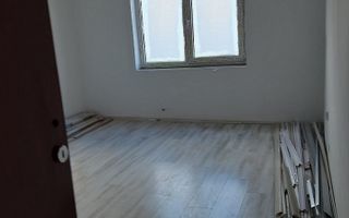 Apartament cu 3 camere de vânzare în Florești, zona Primăriei. - Poză 3