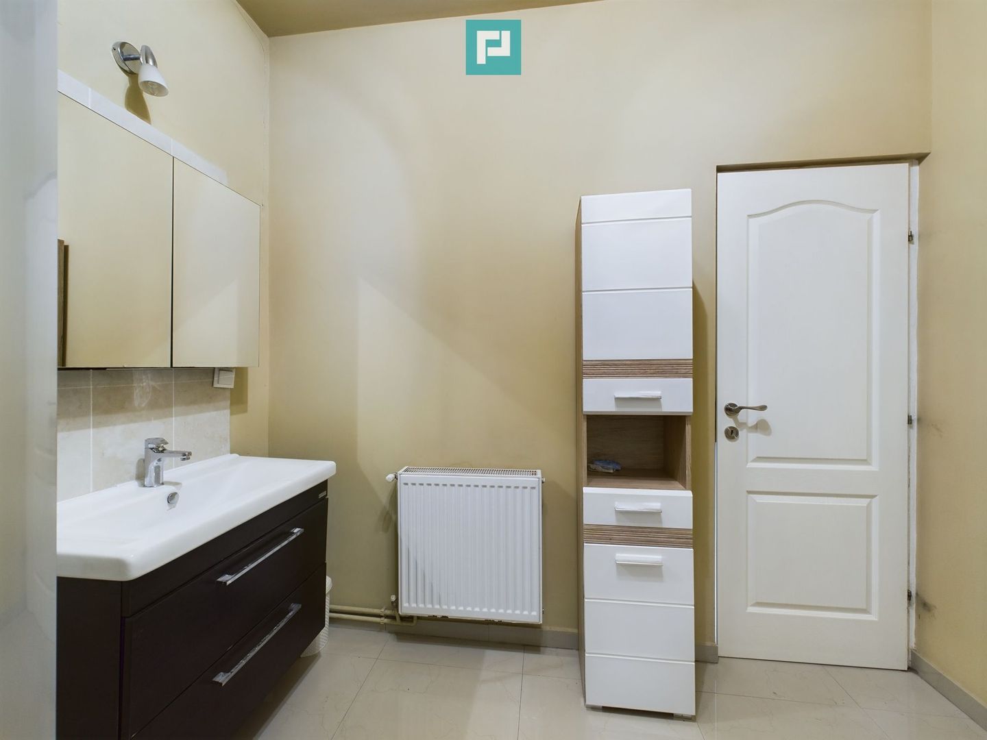 Apartament cu 3 camere Ultracentral - Poză 4