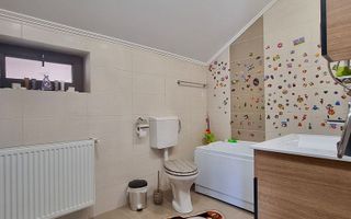 VANDUT/ SOLD - Casa / Vila de vanzare Valu lui Traian - Poză 19