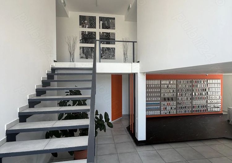 Hala P+1 cu birouri, depozit si teren 2.641 mp de vanzare Timisoara - Poză 2