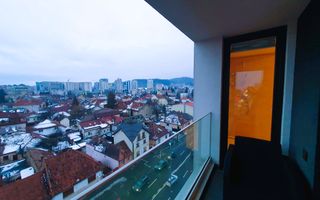Penthouse cu 2 parcări subterane, vedere panoramică spre Tâmpa – Centrul Civic - Poză 12