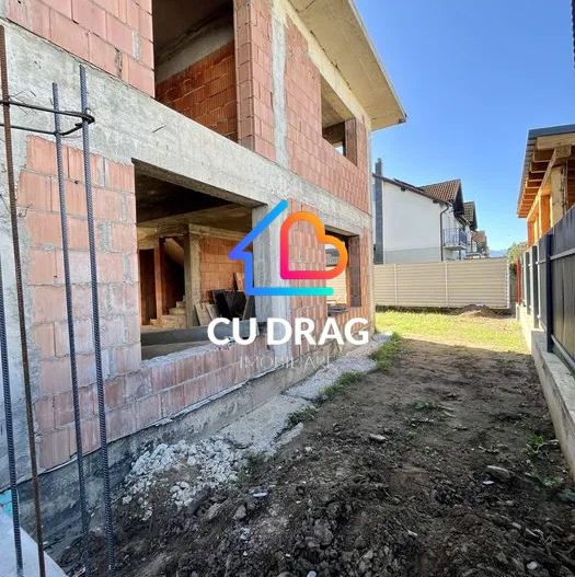 Ocazie! Duplex construcție nouă în Șelimbăr – 120 mp utili, placă de beton peste etaj, curte liberă  170 mp izolat si tencuit interior si exterior - Poză 4