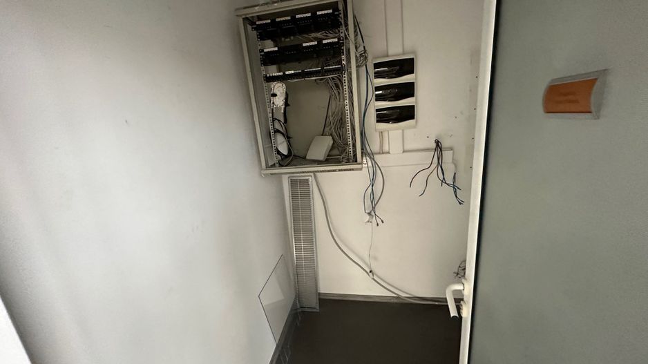 Spatiu de birouri la artera - Poză 5