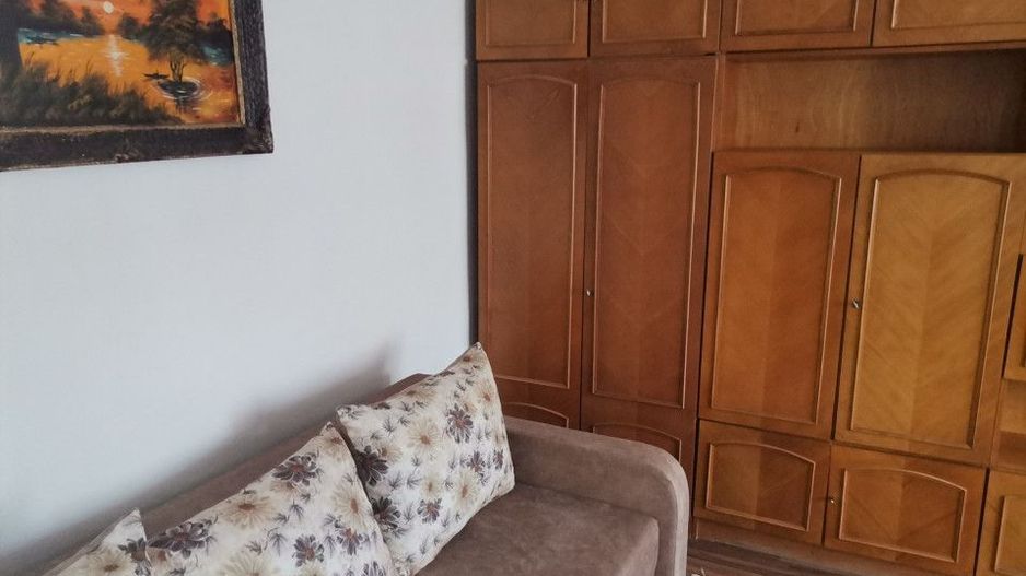 Inchiriere garsoniera decomandata, Frati Golesti, zona Mc Donalds - Poză 7