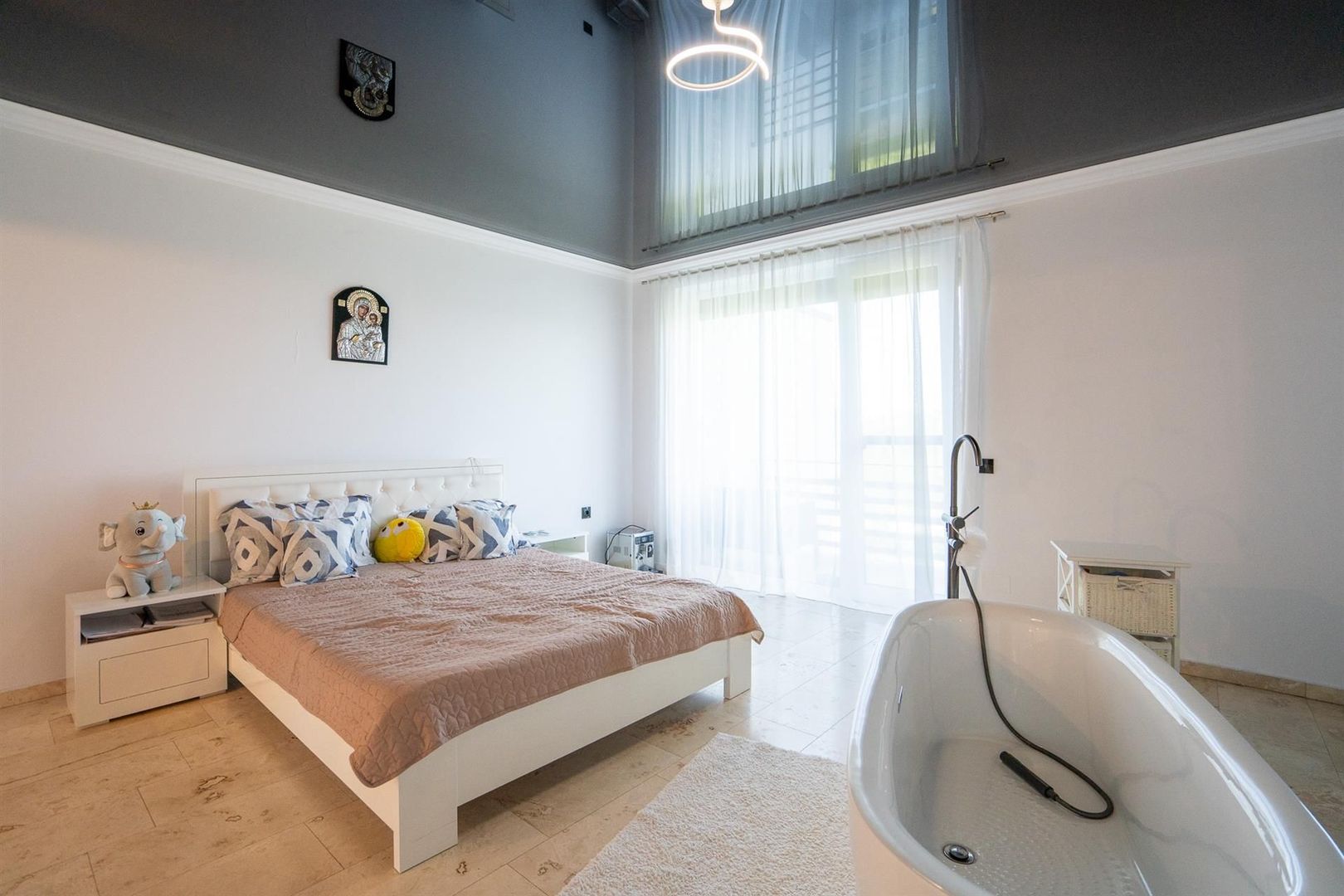 Vila 3 dormitoare matrimoniale Saldabagiu - Poză 13