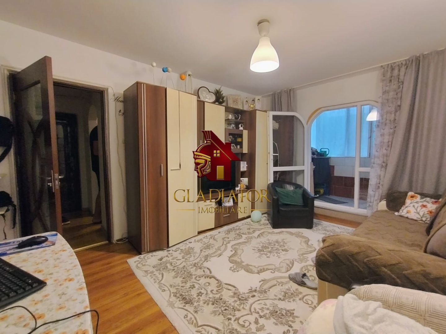 Apartament cu 3 camere, SD, Dacia - Bicaz Anemarket, parter inalt - Poză 6