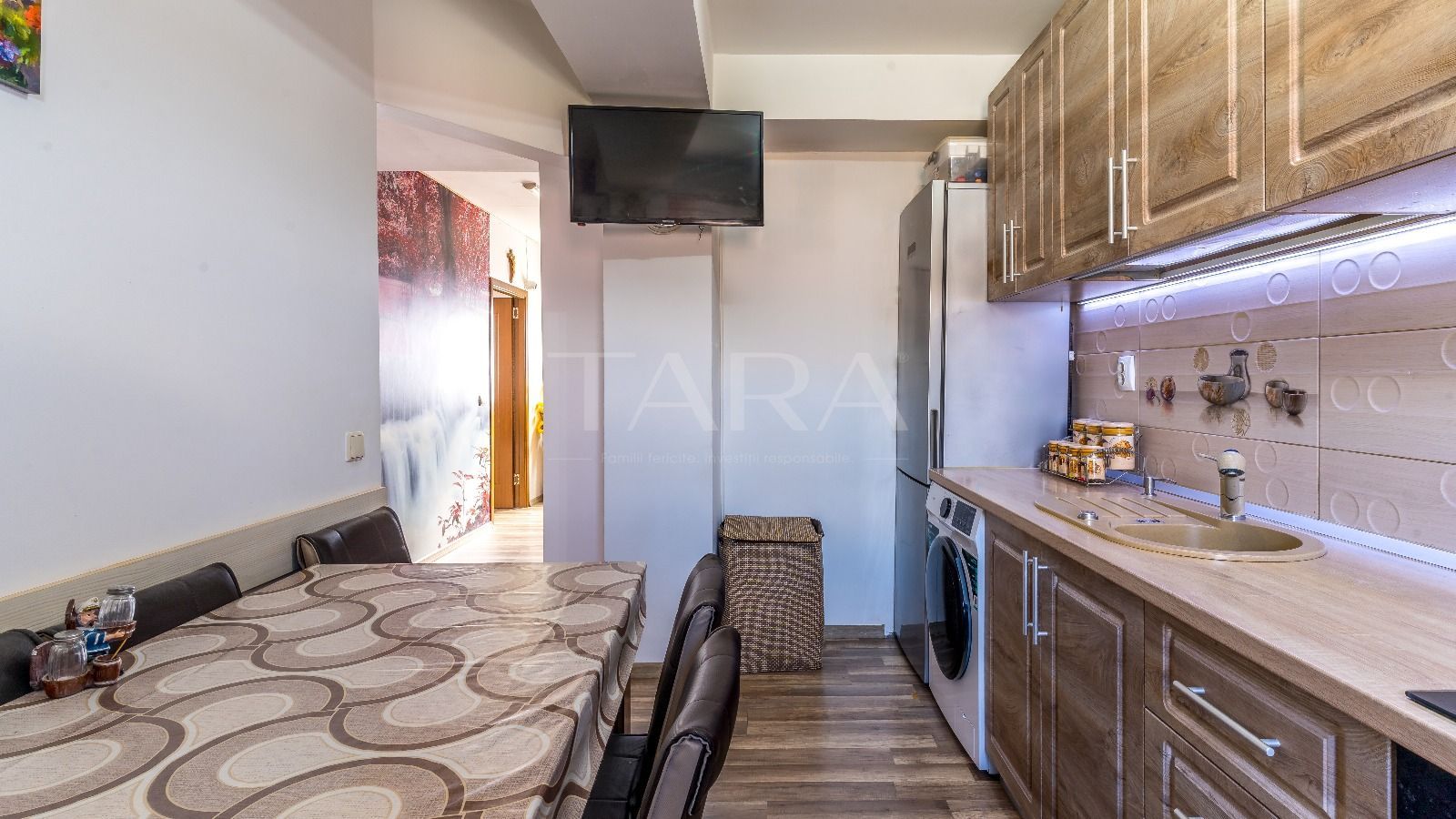 Apartament 2 camere, 62 mp, mobilat, 2 parcări – Baciu, zona Regal - Poză 2