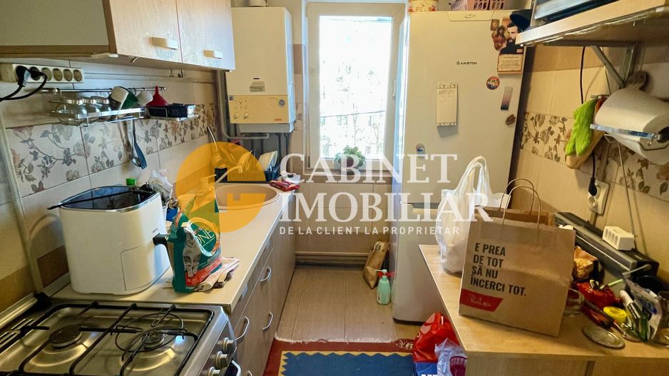 Alexandru/Zimbru - 3 Camere - Etaj 2 - Bloc dupa 1977 - Poză 5