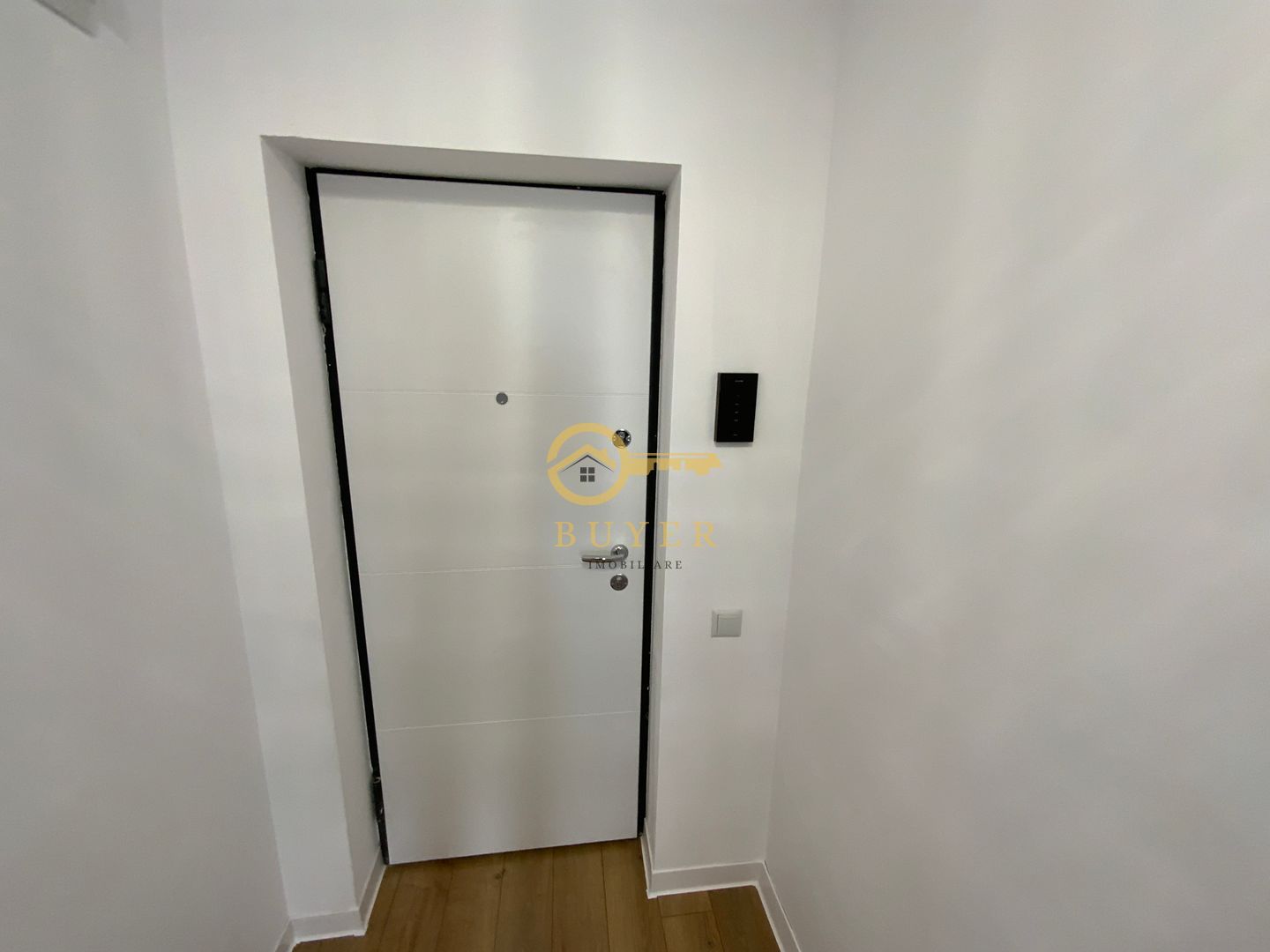 Ap nou cu 2 camere- Etaj 2, lift, boxa si loc de parcare - Poză 15