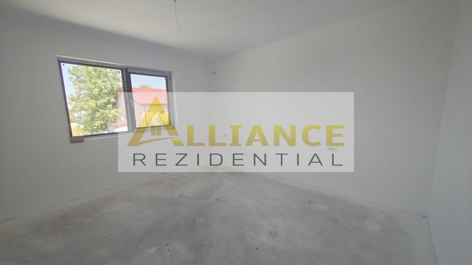 Vila de vanzare-4 camere-TEREN 760 MP-500 M de STV - Poză 7