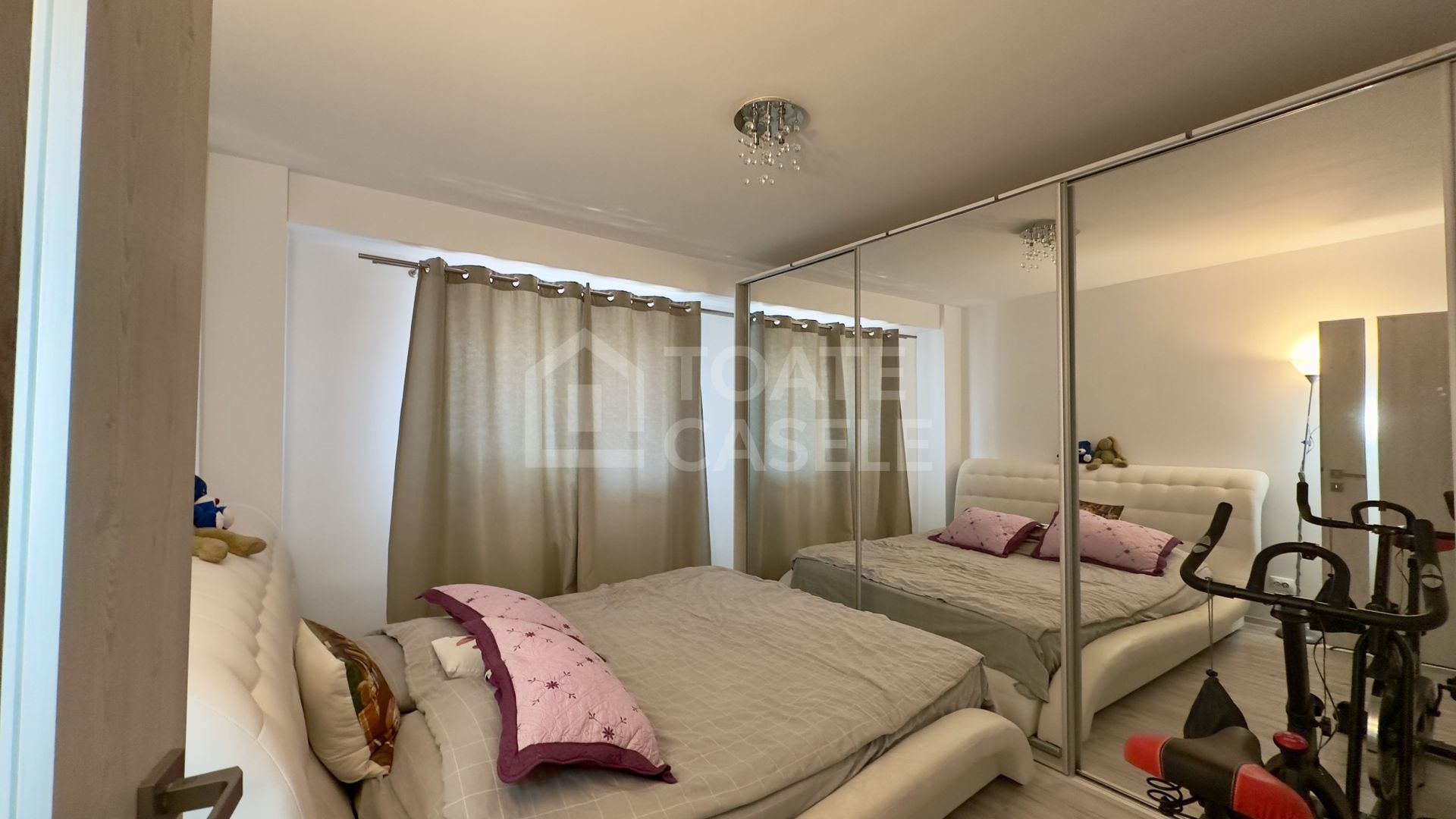 Apartament 2 camere, decomandat, zona Iulius Mall - Poză 3