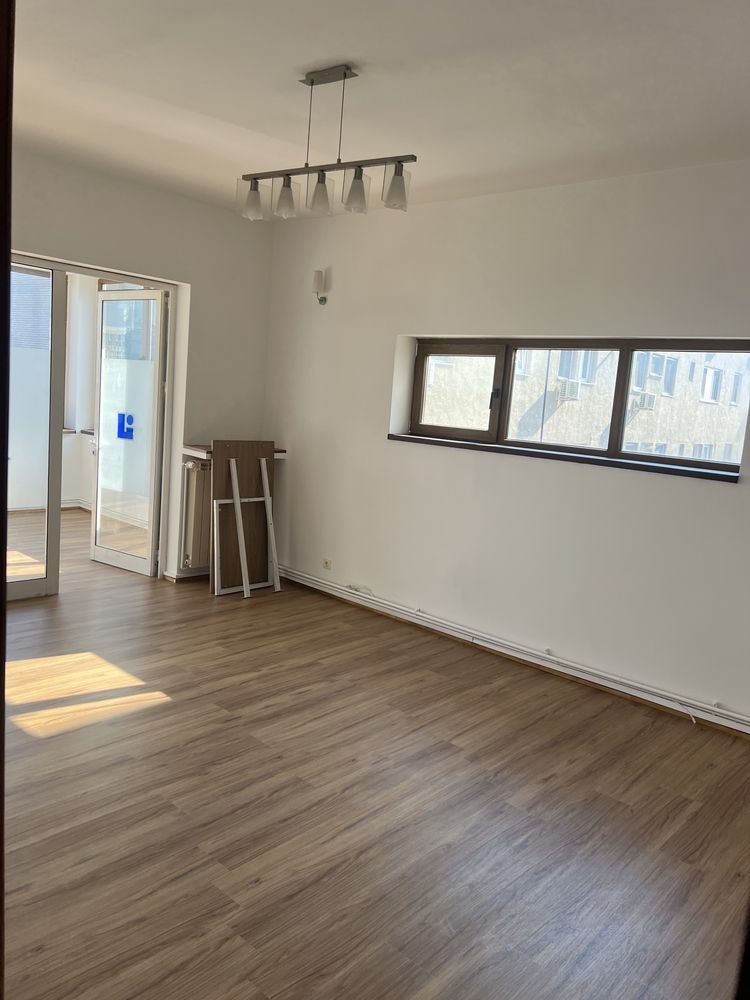 4 camere | sediu firma - birouri | Dacia | Eminescu | Romana - Poză 3