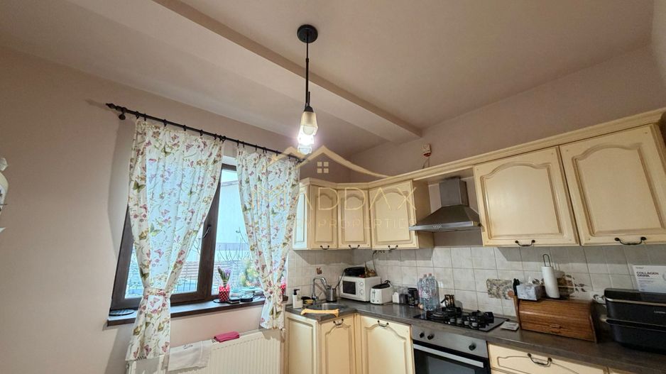 Vila spatioasa cu vedere spre lac Corbeanca - Poză 19