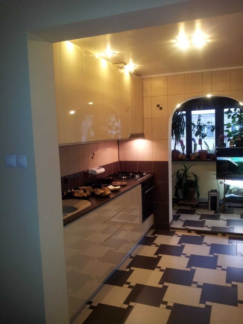 De închiriat apartament 3 camere Piata Sudului - Poză 6