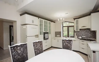 Vânzare, casă 370 mp, + 6 ari, 3 nivele, str. Ghidighici, Buiucani - Poză 13