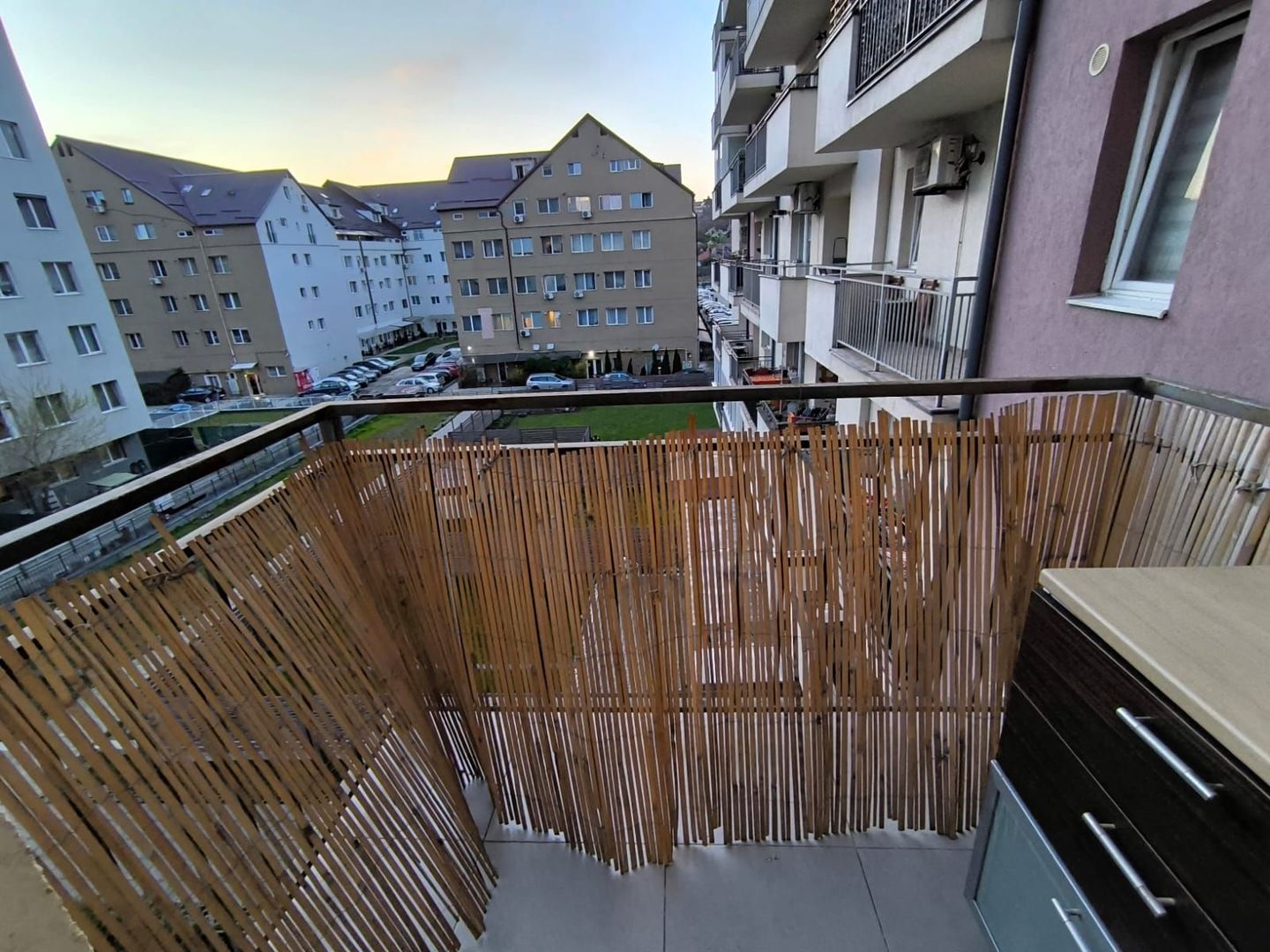 Apartament de inchiriat cu 3 camere si garaj strada Oasului 90 - Poză 10