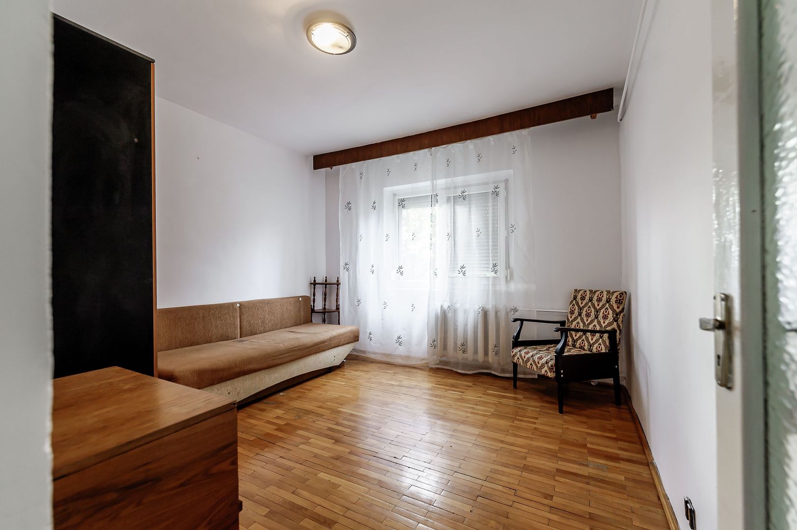 De vânzare apartament 2 camere decomandat lângă malul Mureșului - Poză 2
