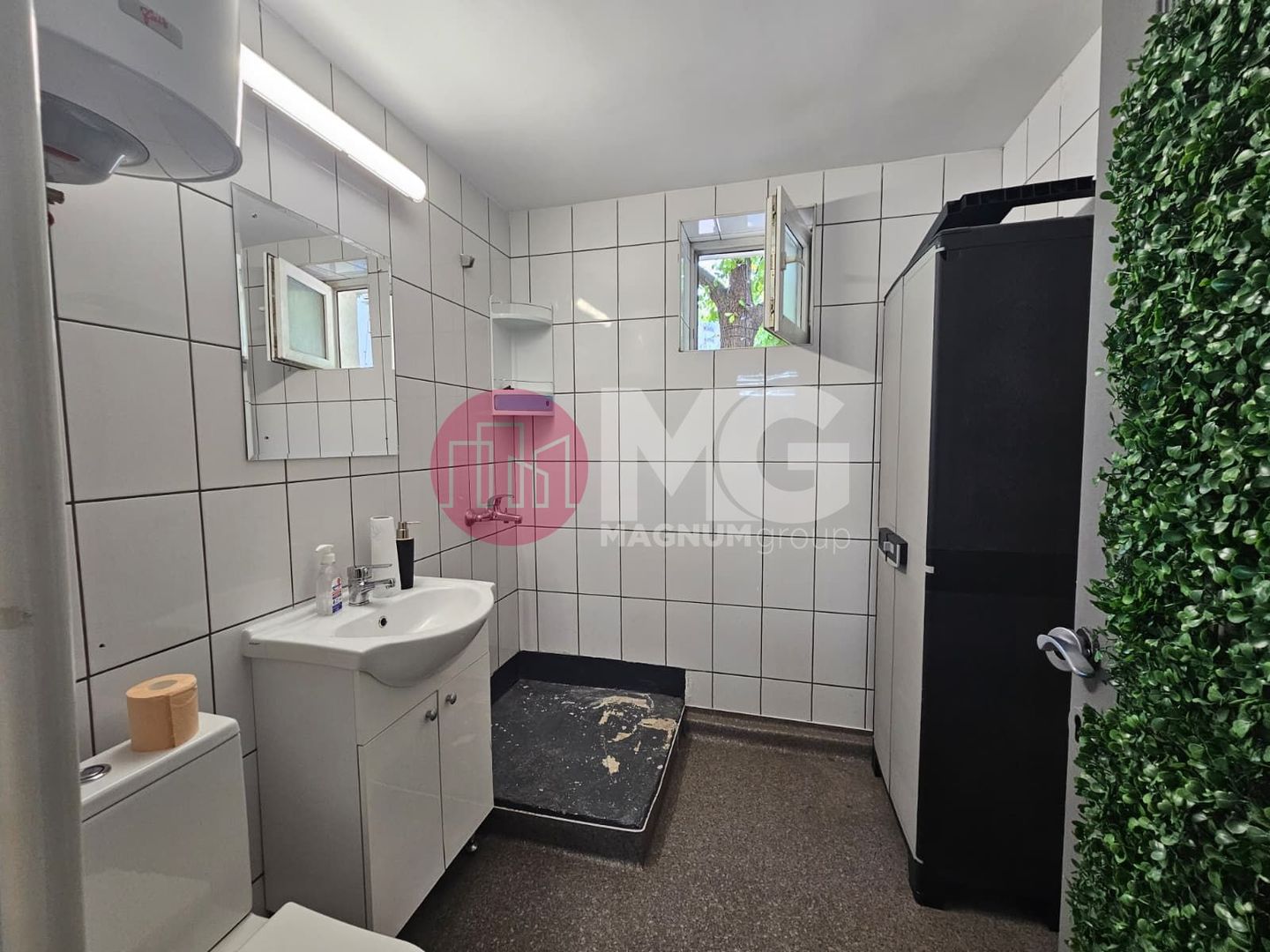 Spatiu comercial ideal investitie de vanzare zona Rahova! - Poză 6