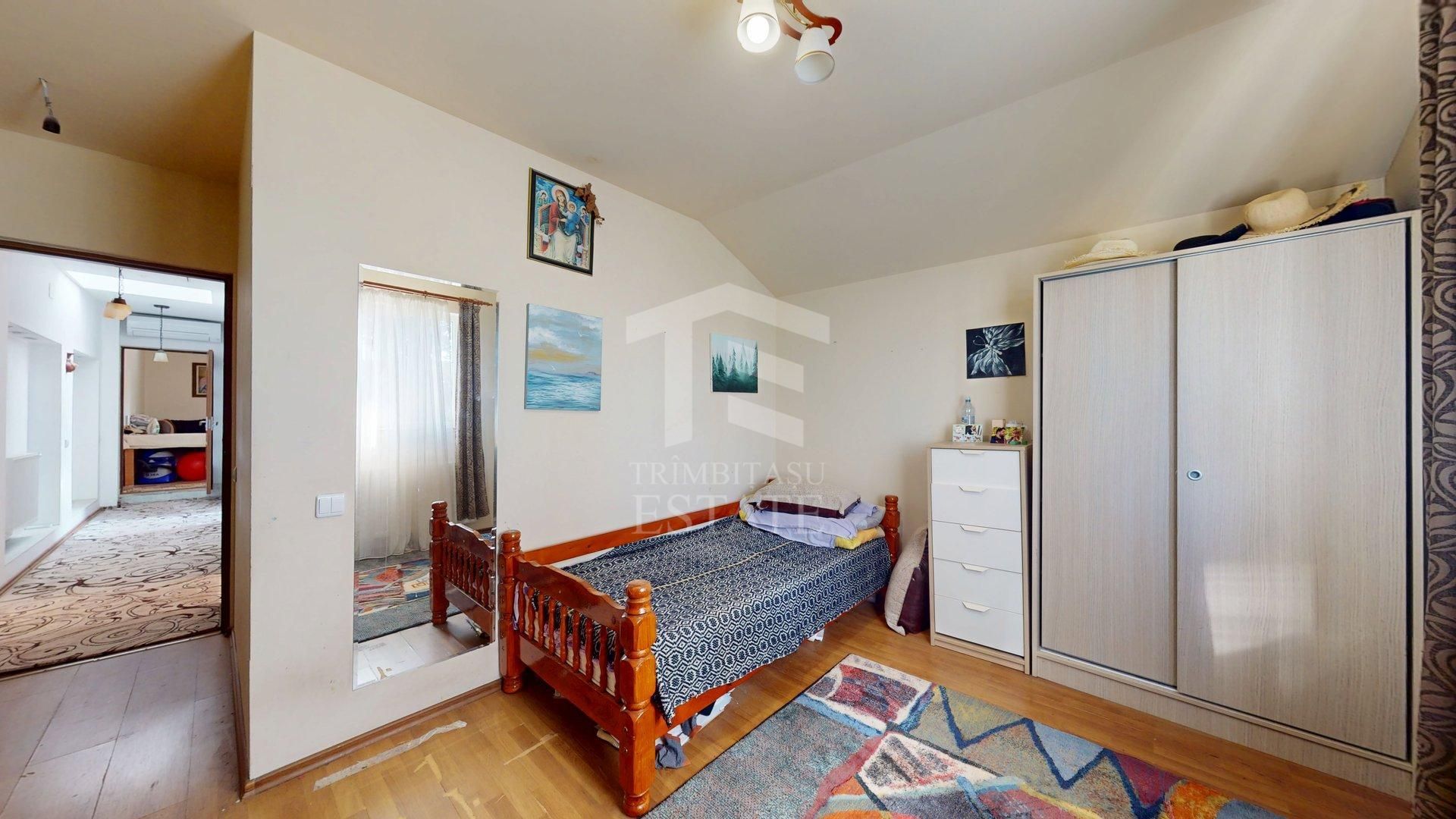 ANDRONACHE - Escalei | Casa individuala 9 camere | an 2014 | teren 260 - Poză 40