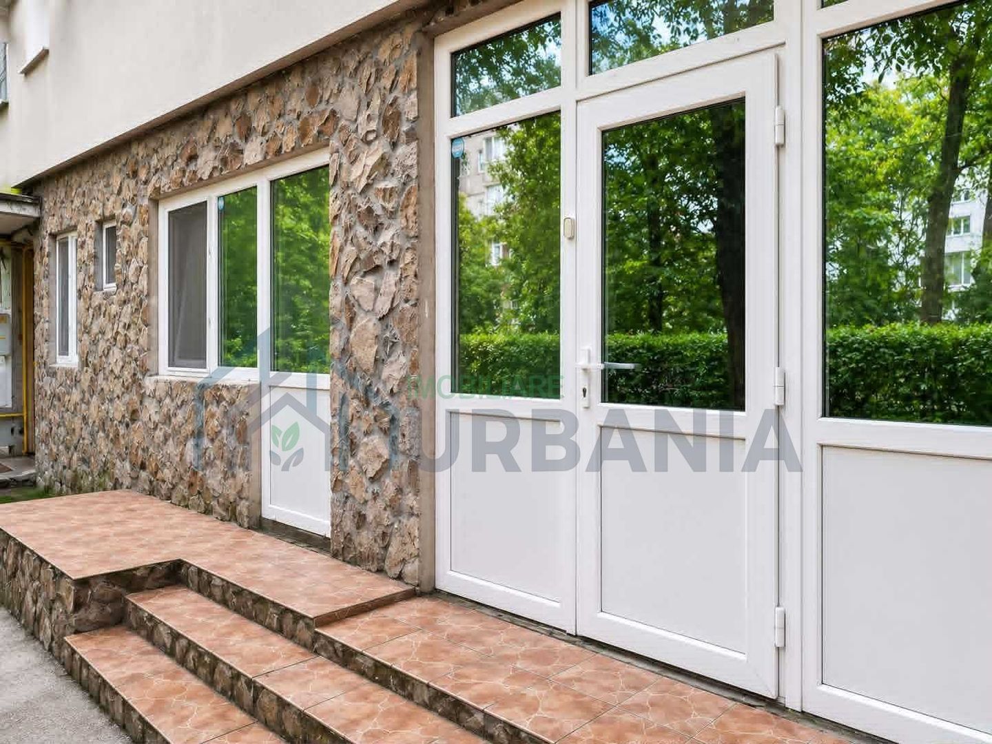 Spațiu comercial 40 mp, parter, 2 intrări, Mircea cel Bătrân, Iași - Poză 1