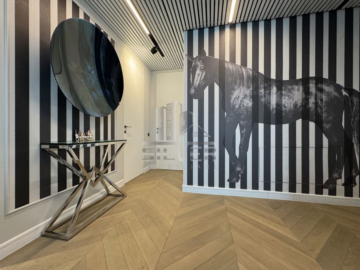 Apartament de LUX  in cel mai impozant imobil din Cluj-Napoca - Poză 7