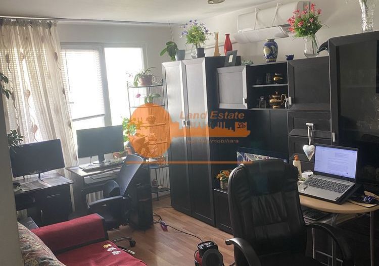 Apartament 3 camere decomandat Chisinau - Poză 1