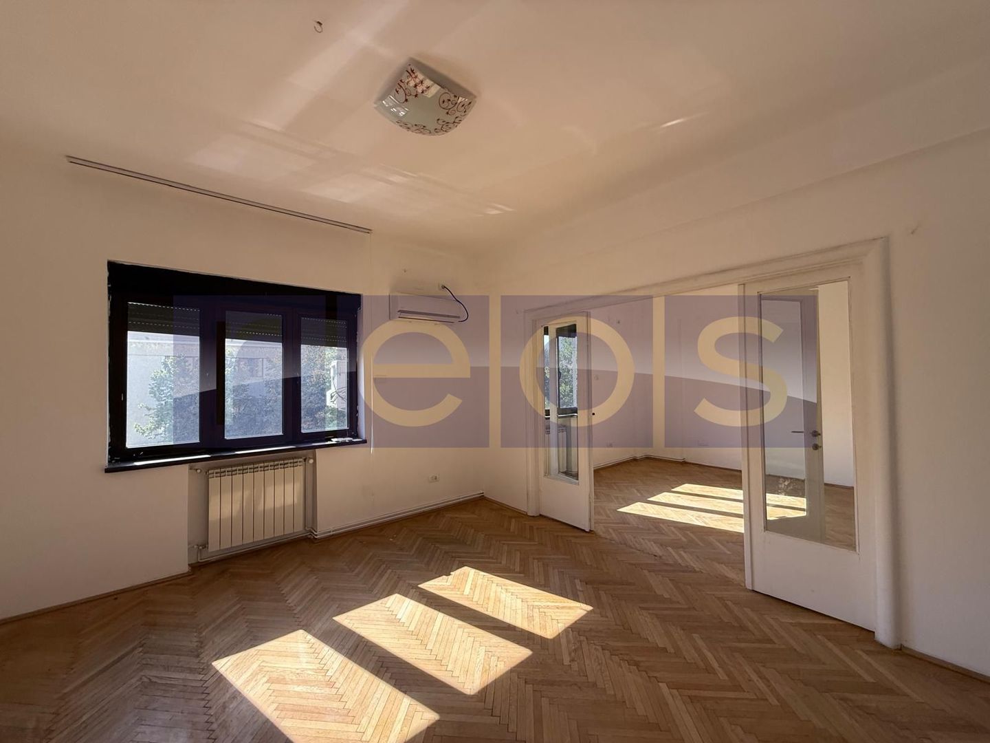 VANZARE 5 CAMERE | 155MP | PIATA AMZEI | NEMOBILAT | RENOVAT RECENT | - Poză 1