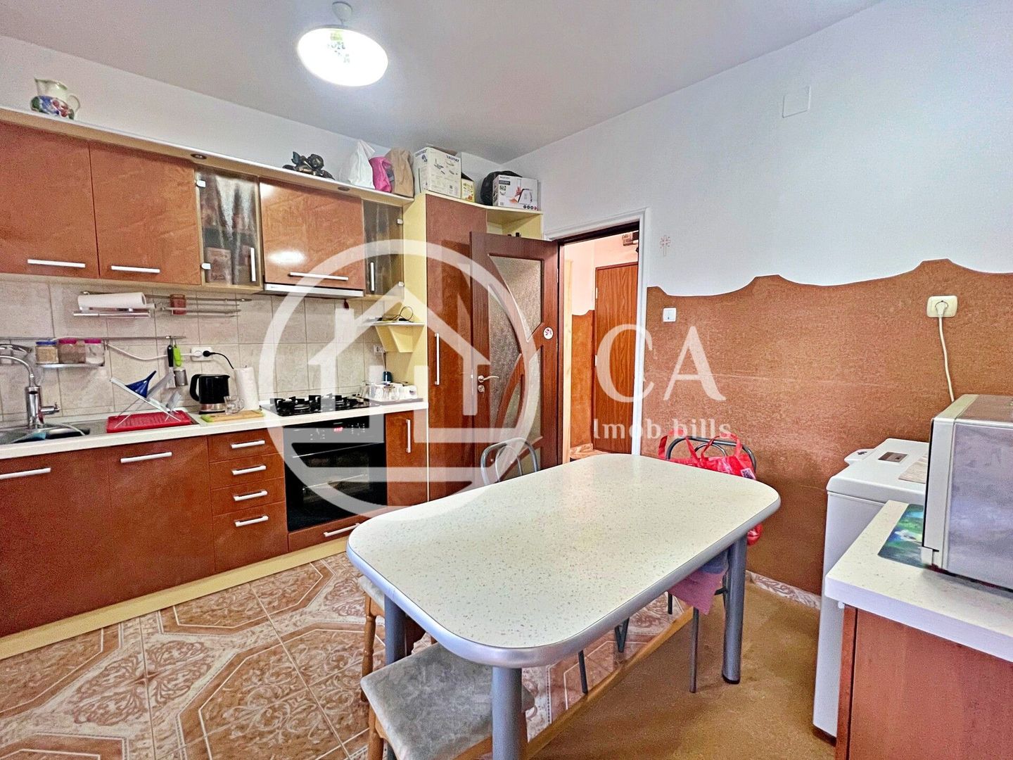 Apartament cu 3 camere de vânzare B-dul Magheru, Oradea - Poză 8