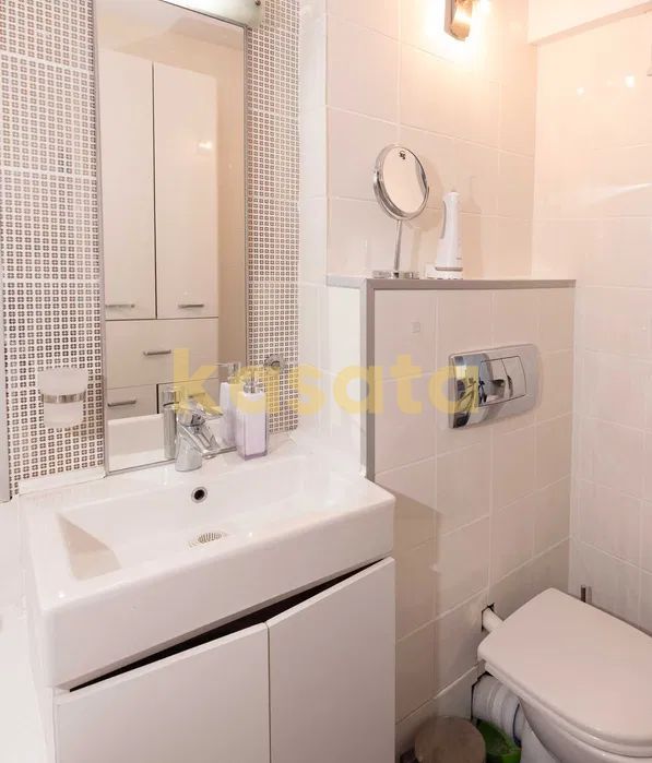 Apartament 3 camere – Eleganță și confort în Domenii - Poză 8