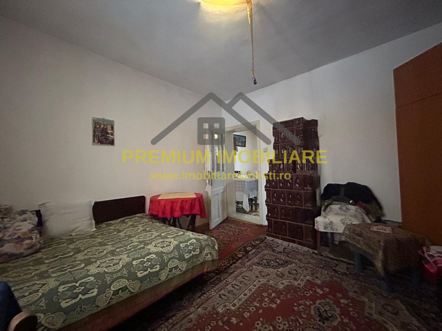 Casă batraneasca+ teren 999 mp intravilan în Oituz - Poză 14