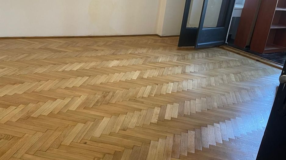 De vanzare Apartament 4 camere, consolidat, Piata Romana ULTRACENTRAL - Poză 2