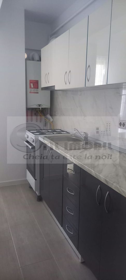 Nicolina - Apartament cu 2 camere decomandat, de inchiriat ! - Poză 2