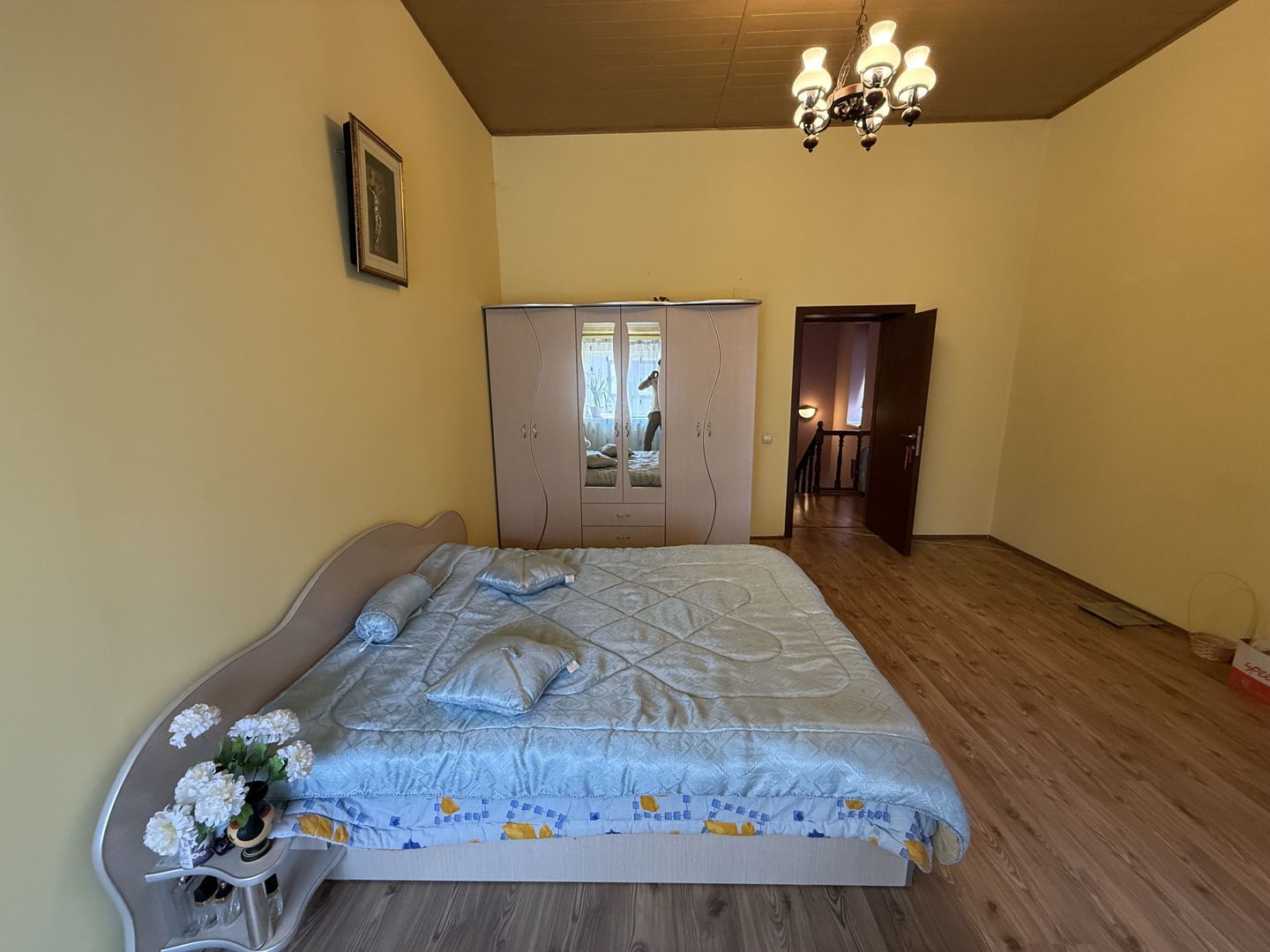 Vila P+1 cu terasă 255 mp + garaj 22,5 mp si teren 417 mp-Berceni ! - Poză 20