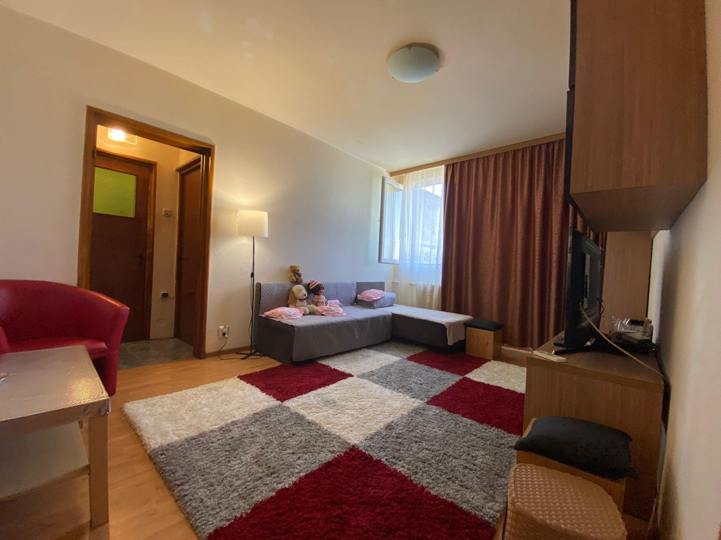 Apartament 3 camere Drumul Taberei - Poză 2