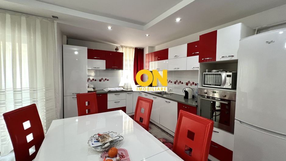 Apartament cu 4 camere cu vedere catre Parc, etaj 1, 80MP + 2 Balcoane - Poză 2