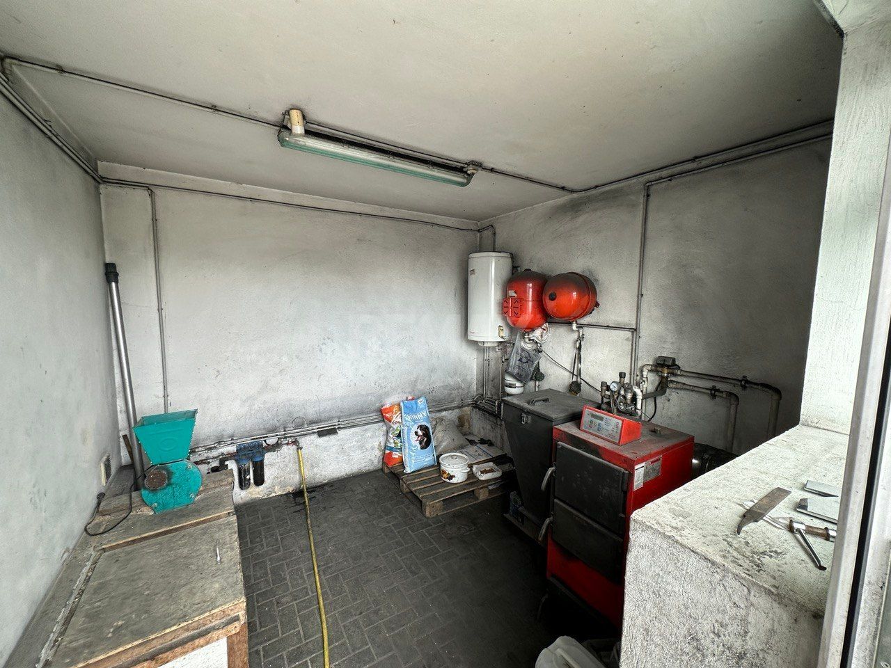 De Vânzare Clădire comercială cu depozit și parcare tiruri. 17 ari. - Poză 17