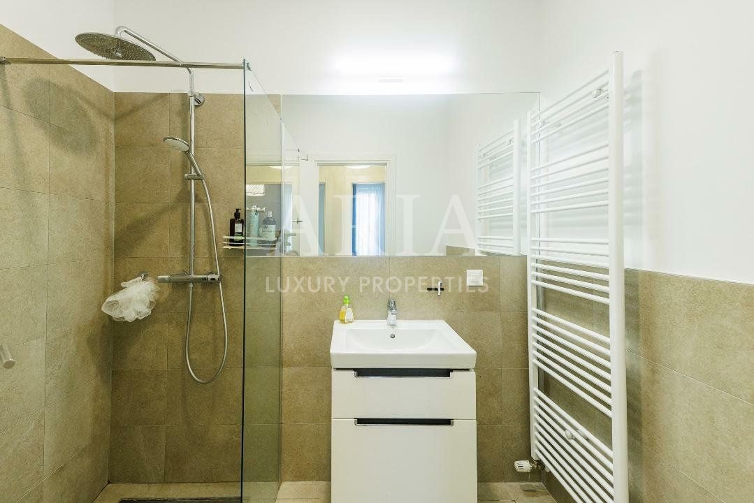 The Ivy - 4 camere - curte - nou - mobilat și utilat - Poză 14