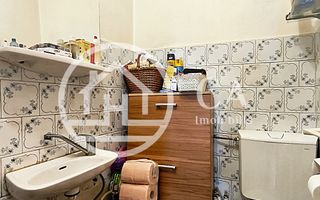 Apartament de vânzare cu 3 camere în zona Rogerius, Oradea - Poză 14